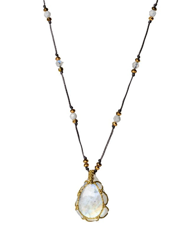 Rainbow Moonstone necklace long and adustabel