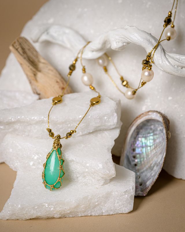 Chrysoprase long adjustable necklace
