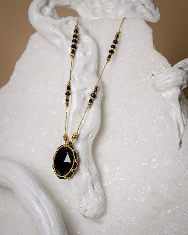 Obsidian short Necklace