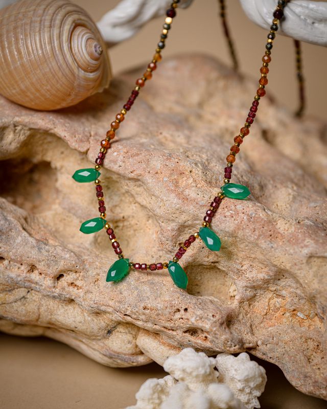 Green onyx short Necklace