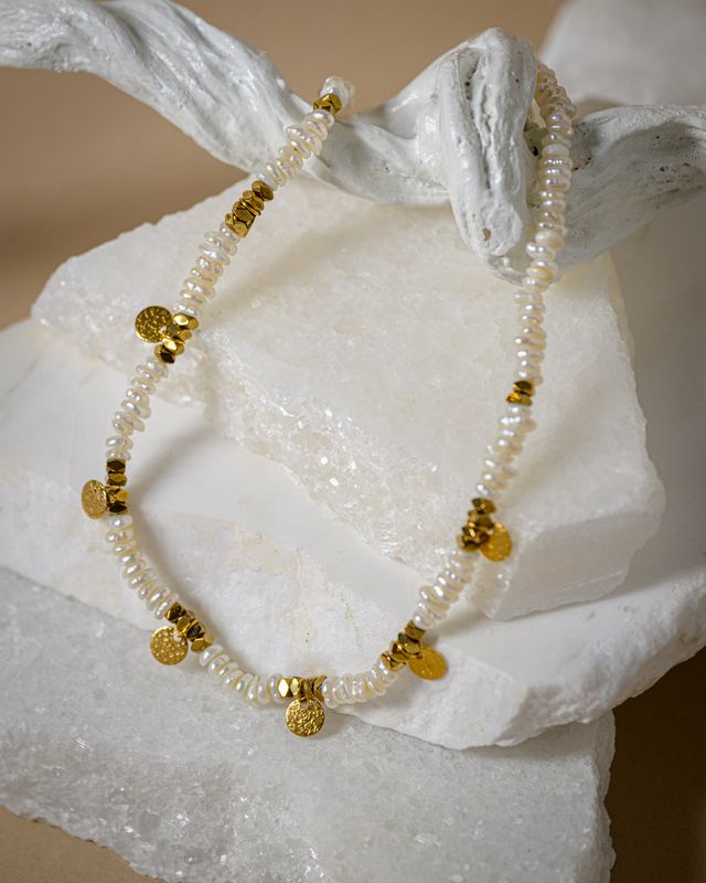 Boho Pearls Necklace