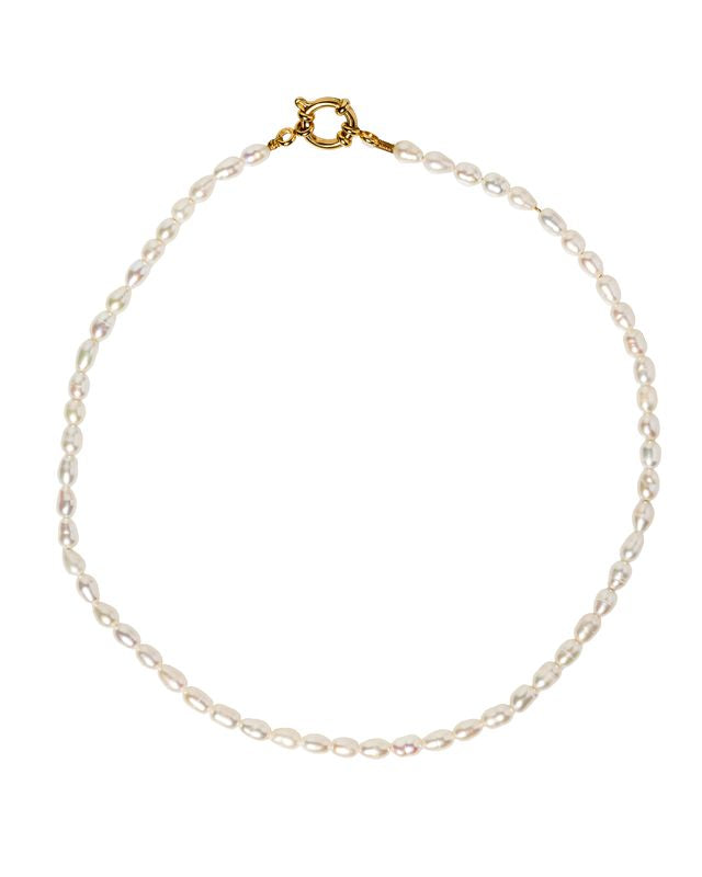 Pearl neckalce