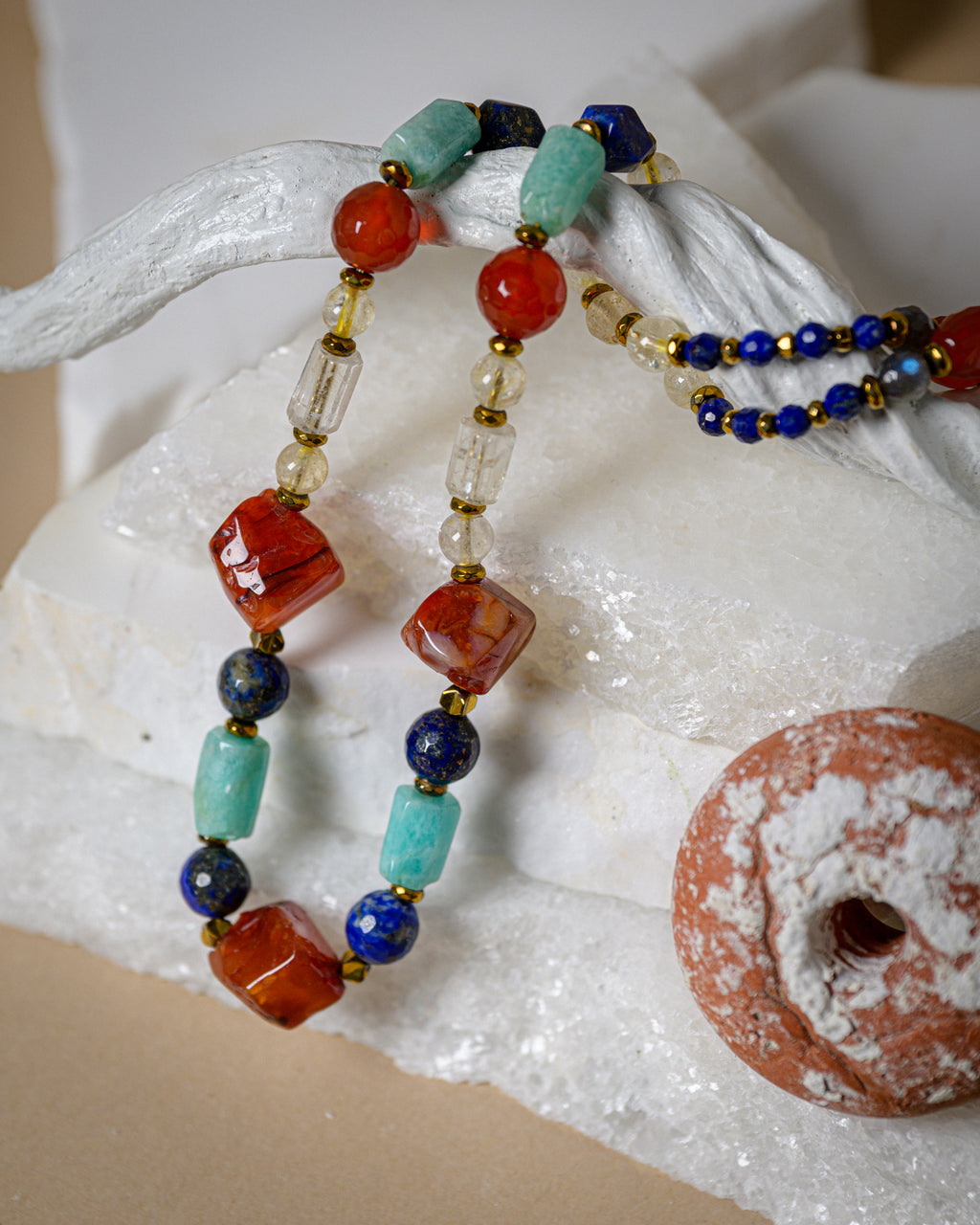 Colorful long neckalce