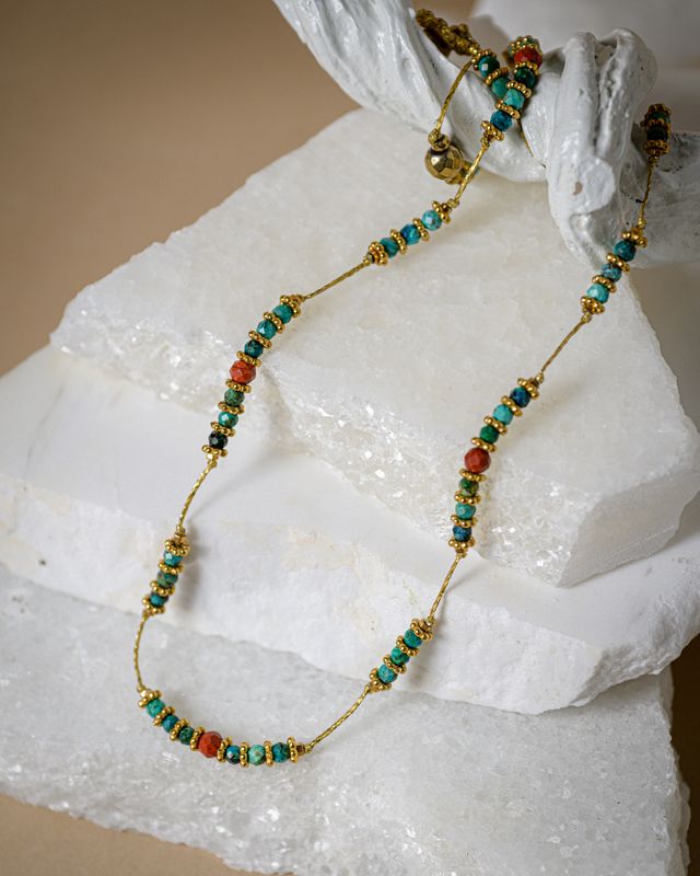 Chrysocolla very short Necklace